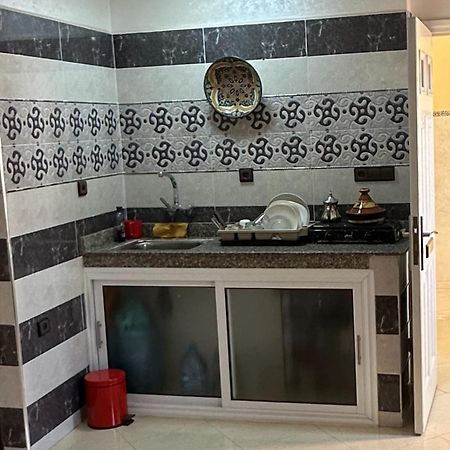 Joli Studio Au Centre D'Agadir Exteriör bild
